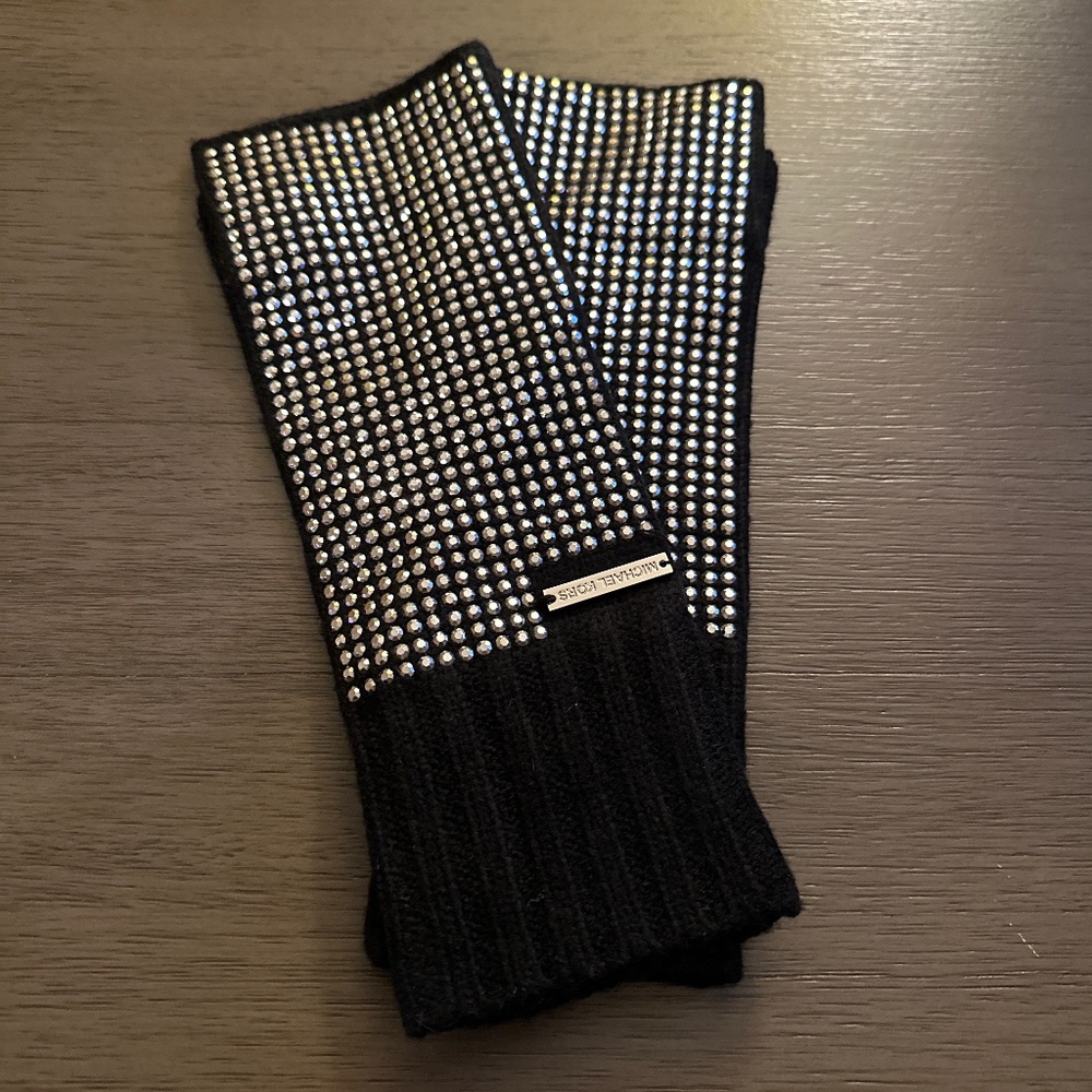Black silver studs fingerless gloves by Michael Kors NWOT